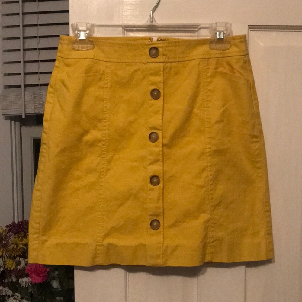 Loft button front yellow skirt